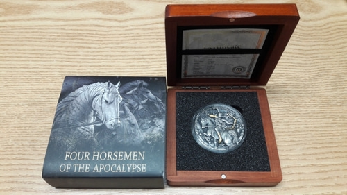 2018년 니우에 WHITE HORSE - Four Horsemen Of Apocalypse 2oz 엔틱 한정판 은화 / 보증번호 162번